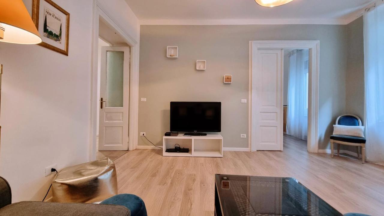 Ferienwohnung La Casa Dei Leoni Triest Exterior foto
